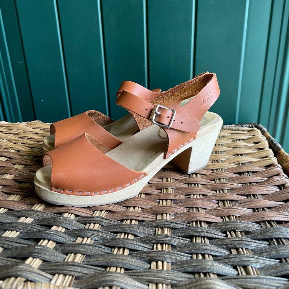 Lotta From Stockholm Tan Leather Peep Toe Clog Sandals